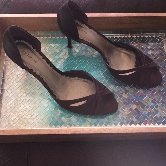 Ann Taylor Shoes - Picture 2 of 8